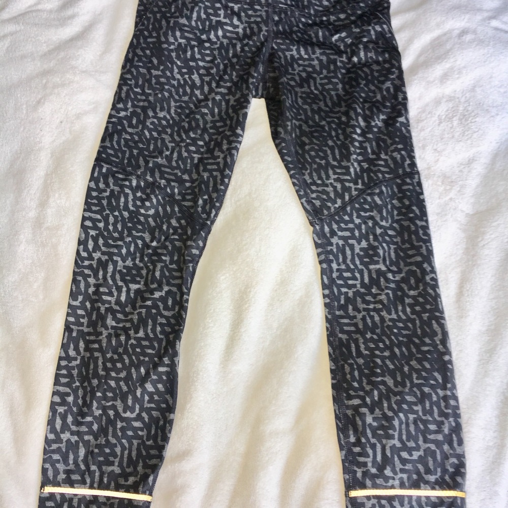 LULULEMON LEGGINGS - Picture 6 of 7